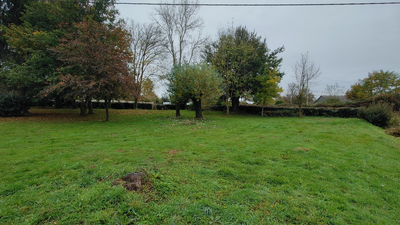 Maison + Terrain de 1 000 m2  à Truyes