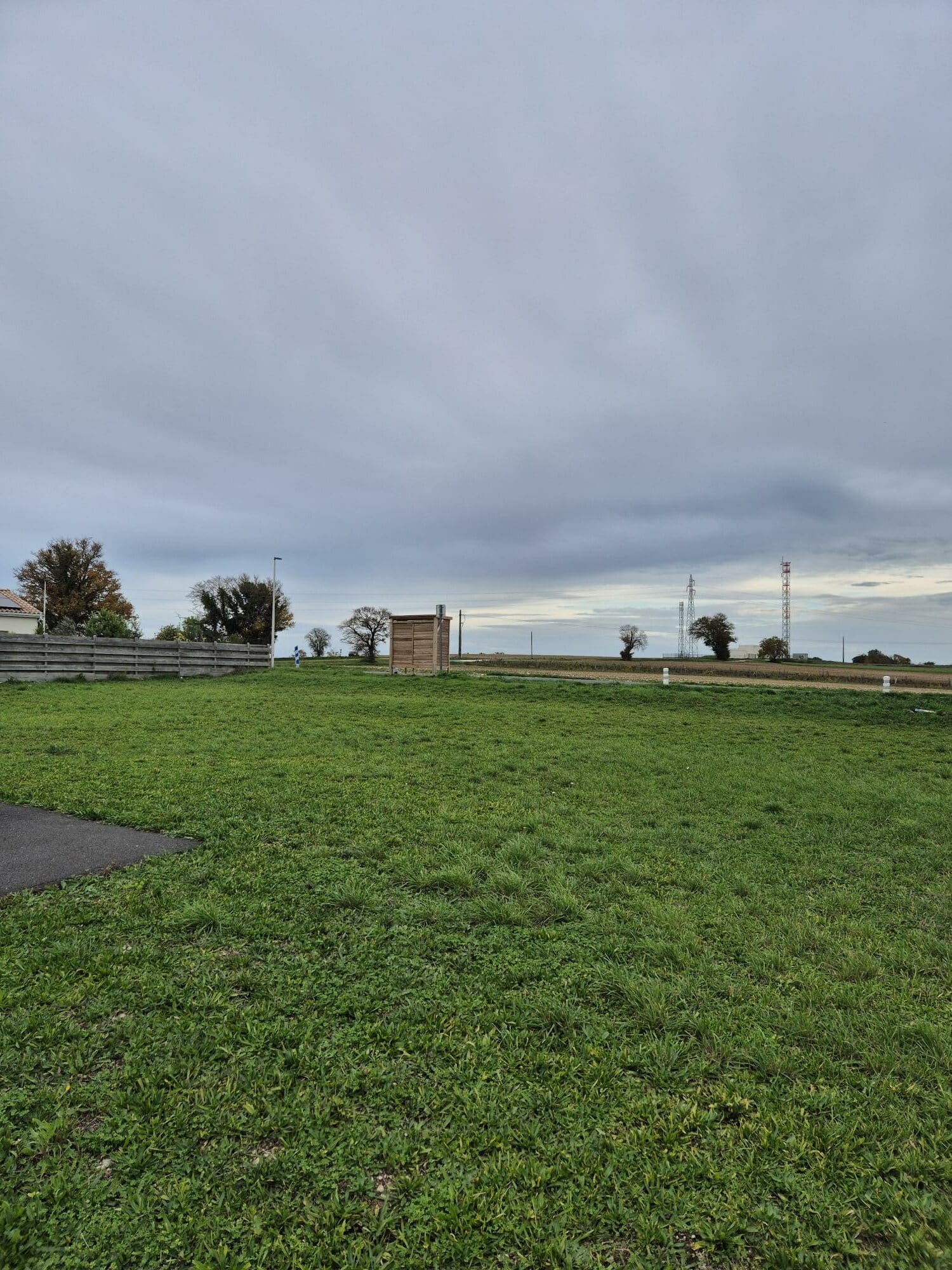 Terrain de 528m² à vendre à Ruelle-sur-Touvre (16)