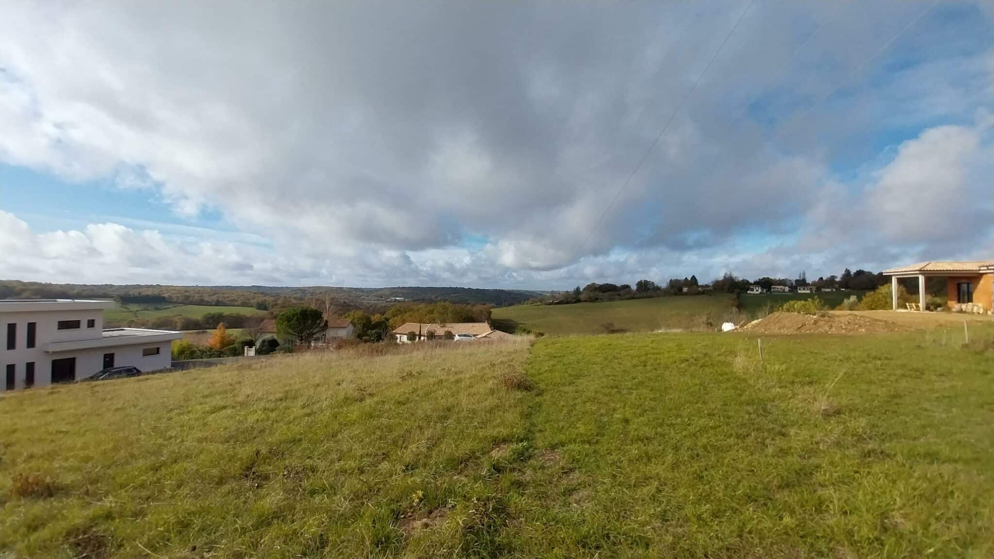 Terrain de 1 503m² à vendre à Atur (24)