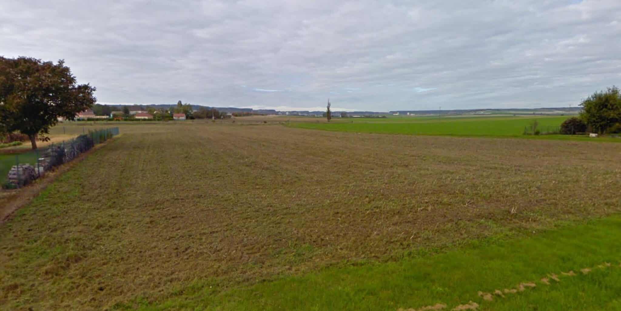 Maison + Terrain de 1 448 m2  à Chichey