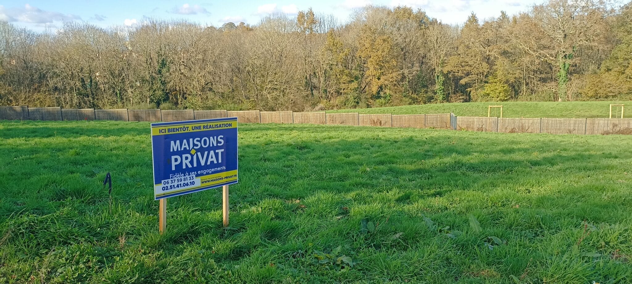 Terrain de 621m² à vendre à Pineaux (85)