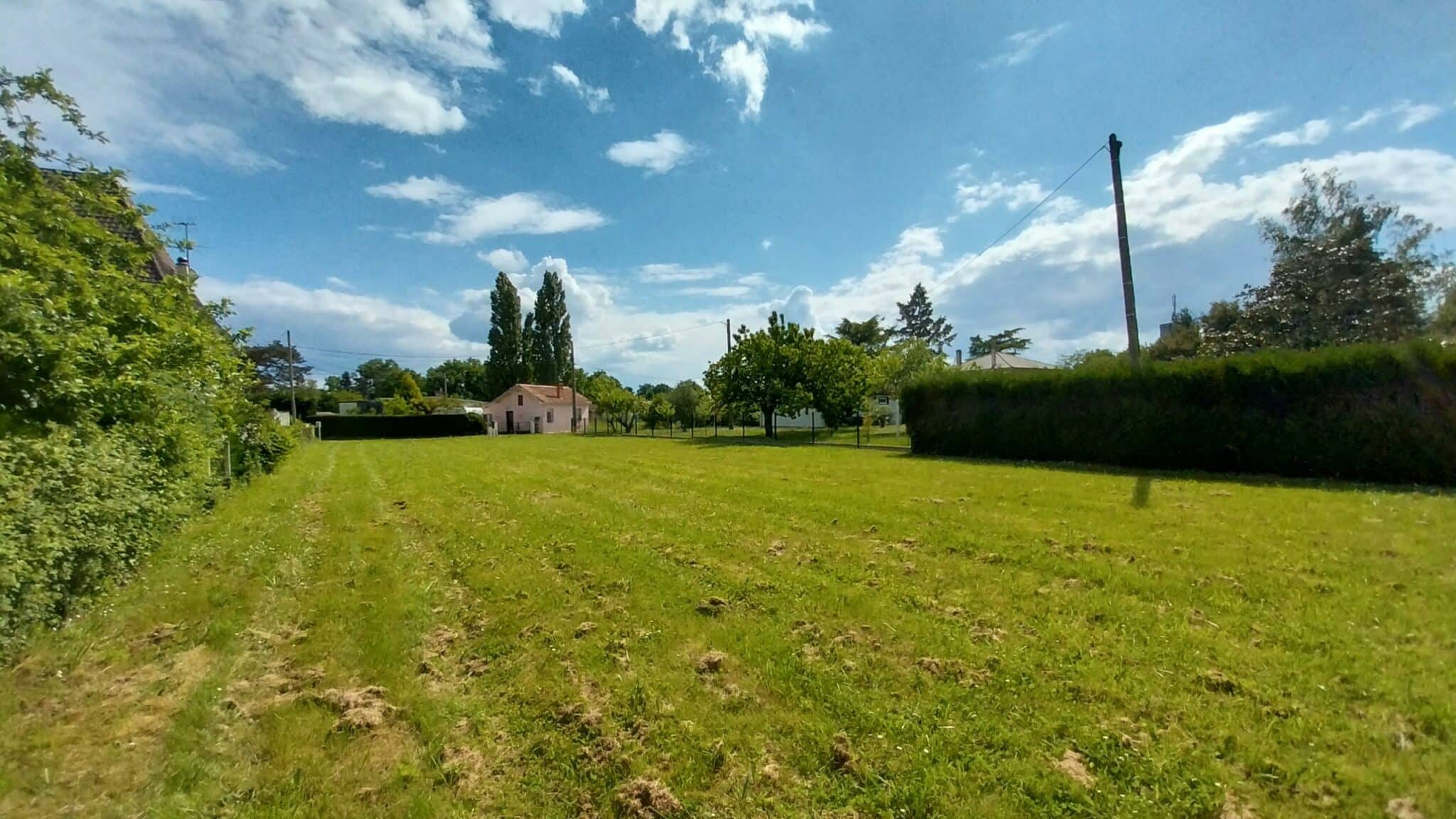 Terrain de 500m² à vendre à Montpon-Ménestérol (24)