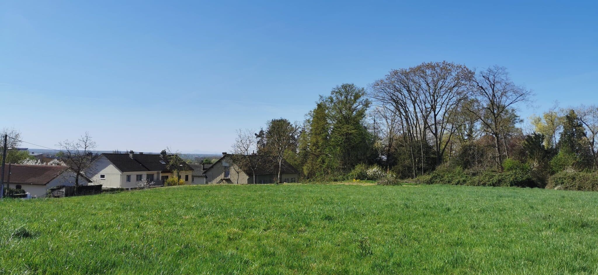 Maison + Terrain de 1 992 m2  à Varennes-sur-Allier