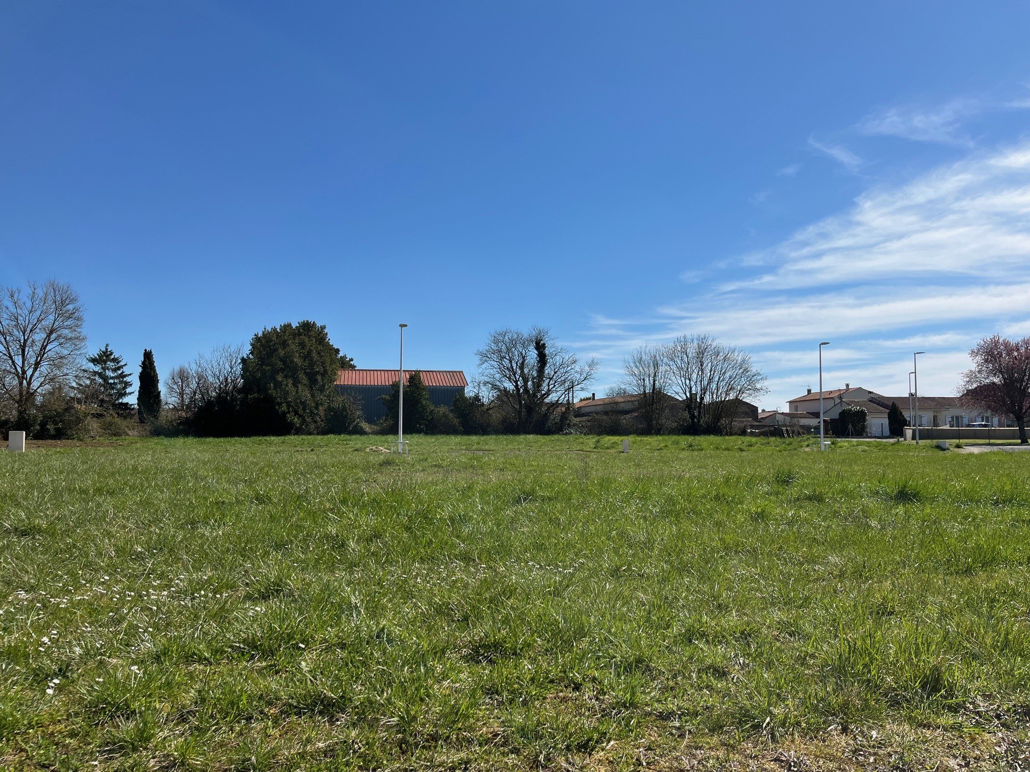 Terrain de 700m² à vendre à Courcerac (17)