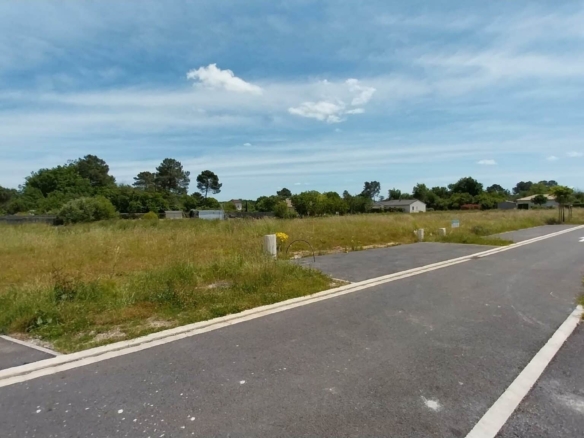 Terrain de 816m² à vendre à Marsac-sur-l’Isle (24)