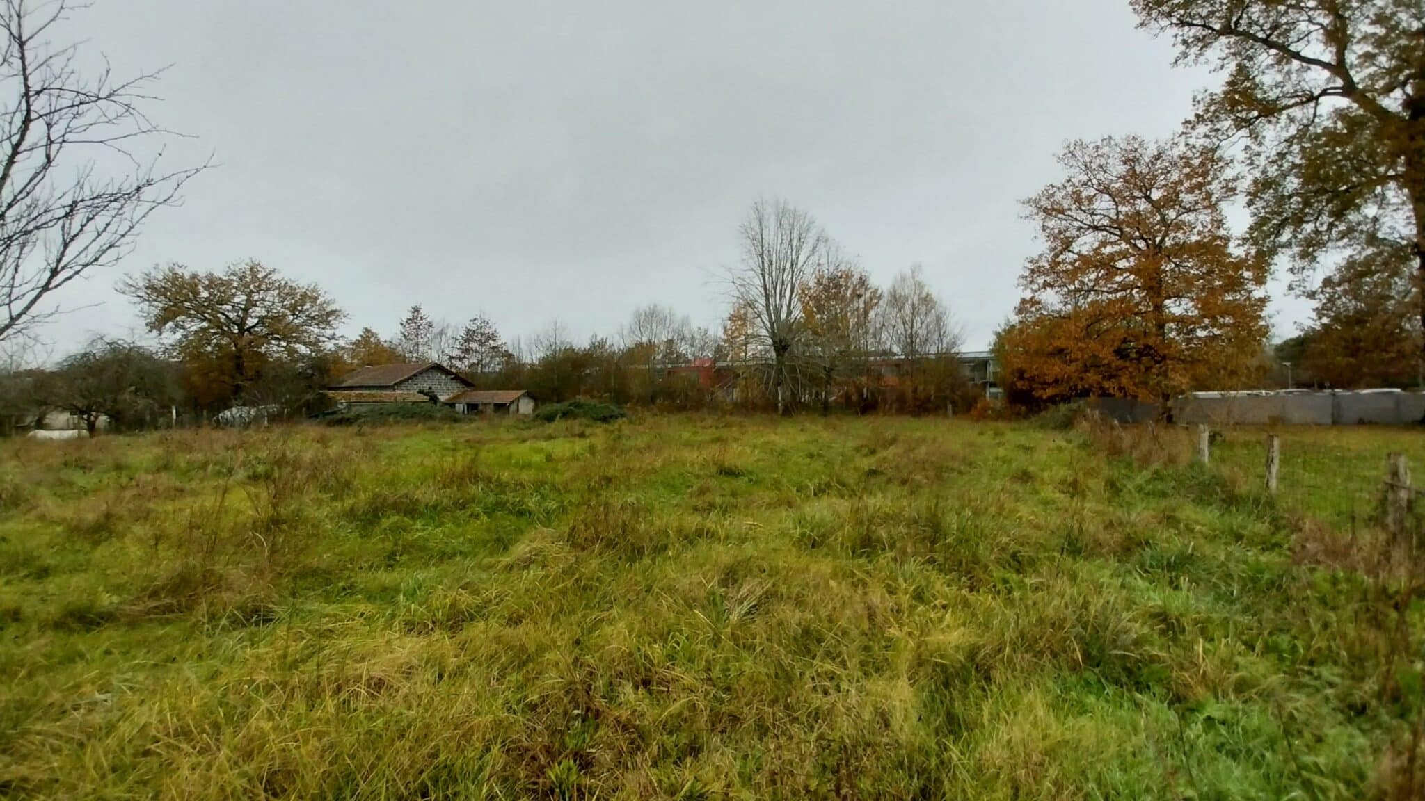 Maison + Terrain de 1 500 m2  à Saint-Astier