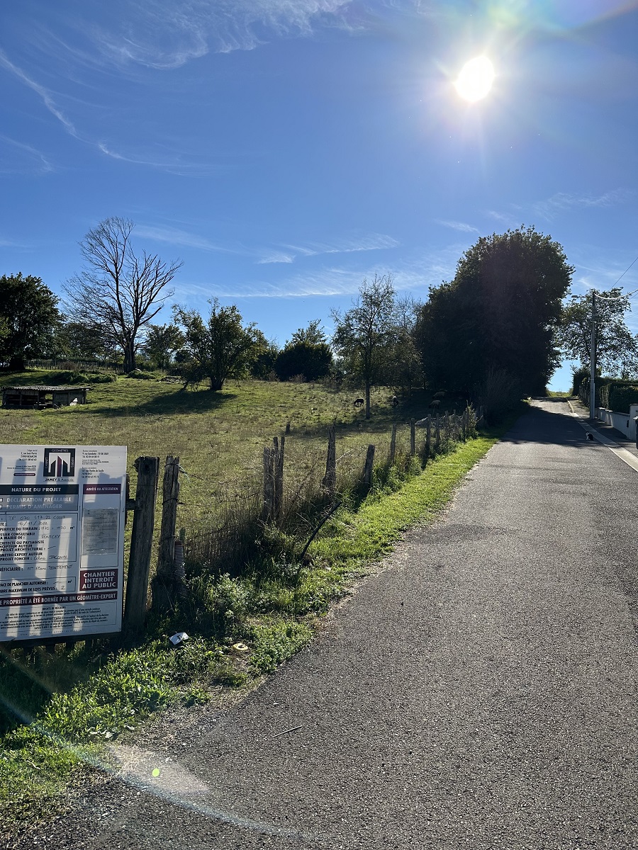 Terrain de 1 170m² à vendre à Pontcey (70)
