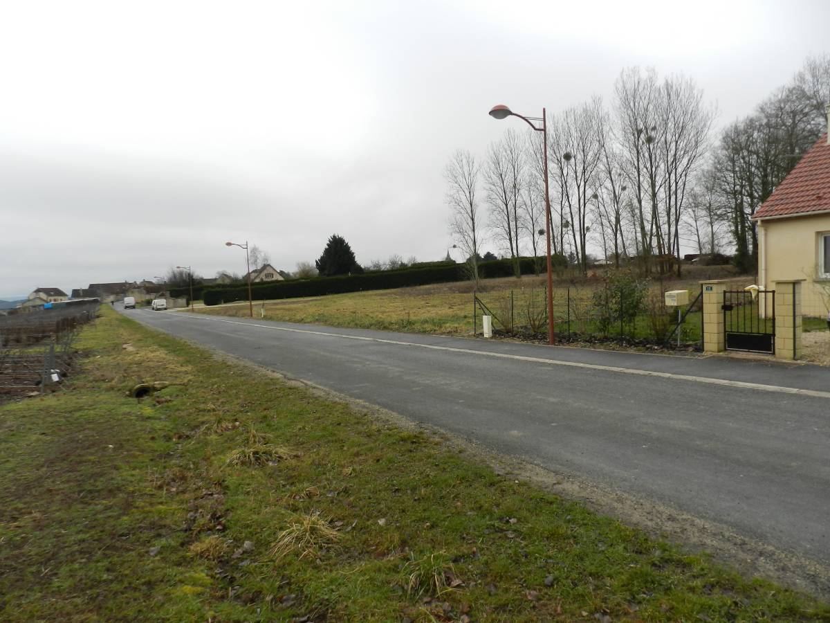 Terrain de 1 521m² à vendre à Broyes (51)