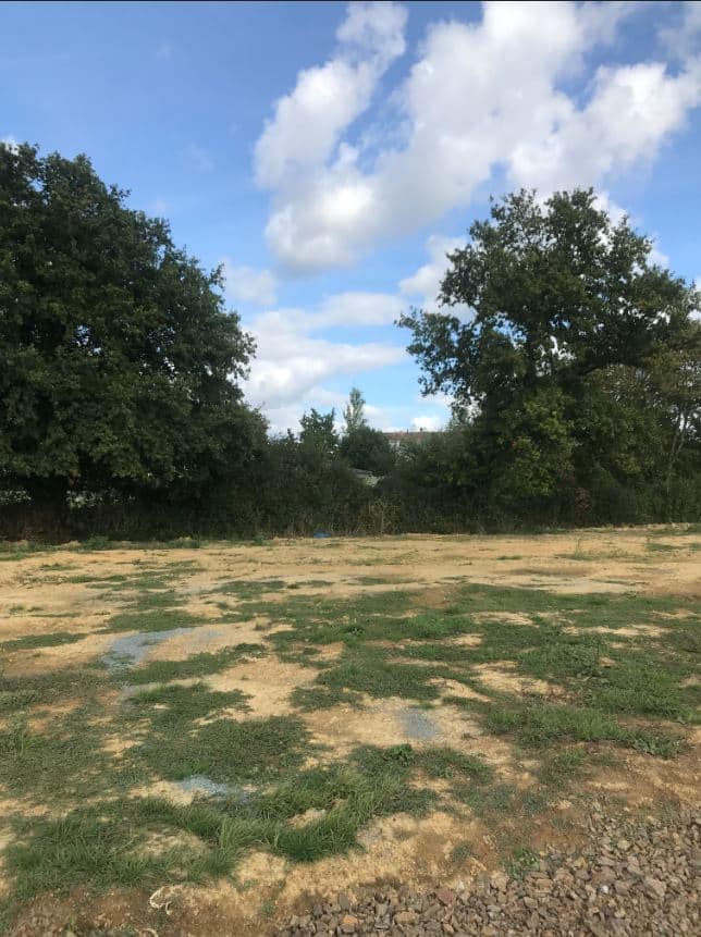 Terrain de 675m² à vendre à Salles-sur-Mer (17)