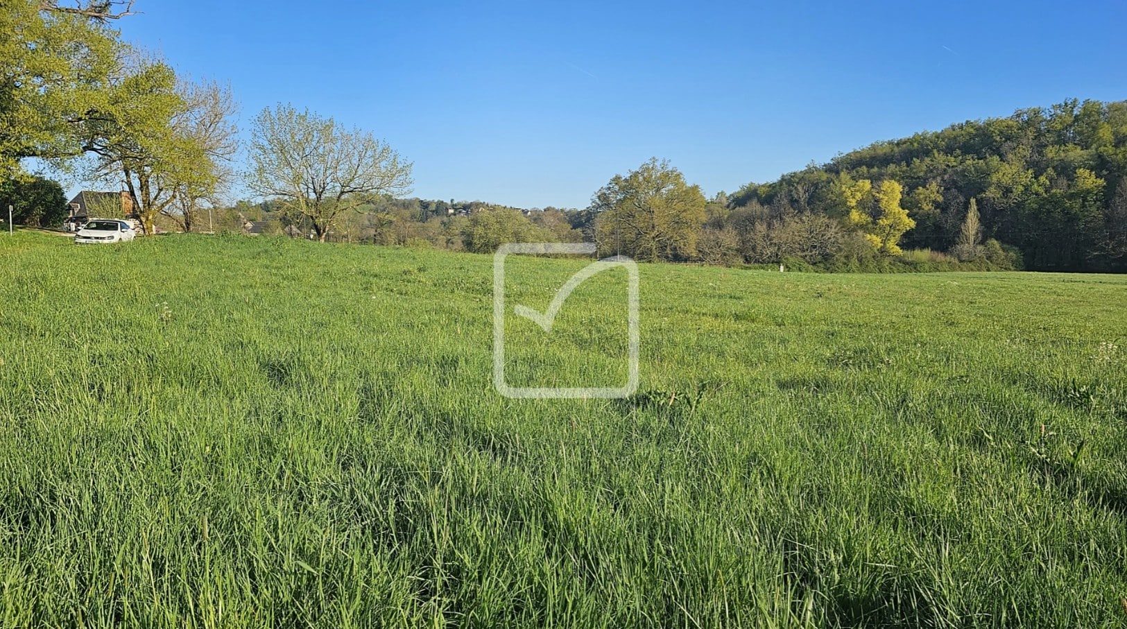 Terrain de 800m² à vendre à Varetz (19)