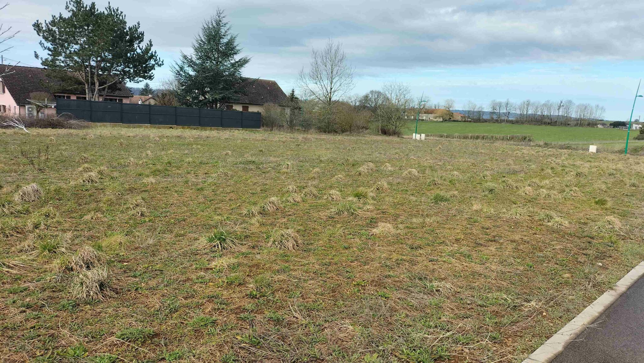 Terrain de 426m² à vendre à Arc-sur-Tille (21)