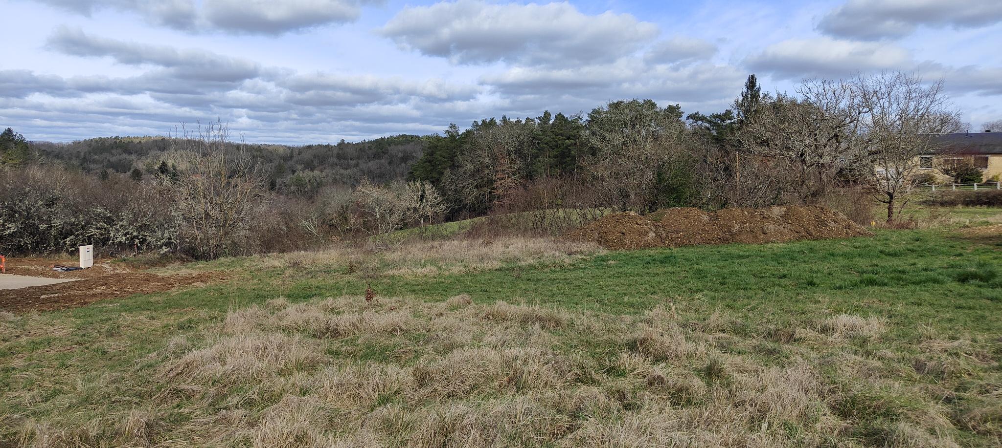 Terrain de 930m² à vendre à Montignac (24)
