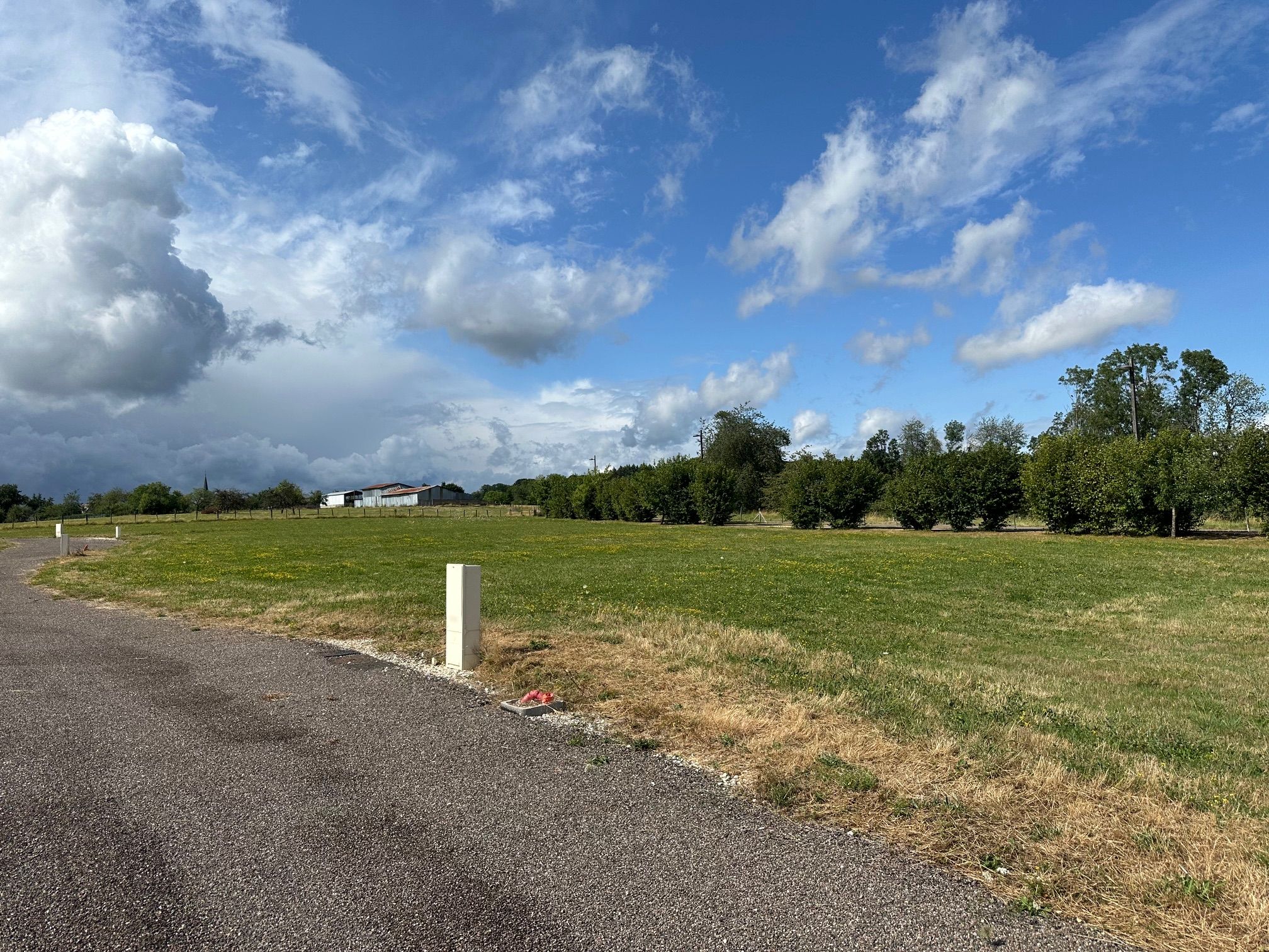 Terrain de 1 040m² à vendre à Noroy-le-Bourg (70)