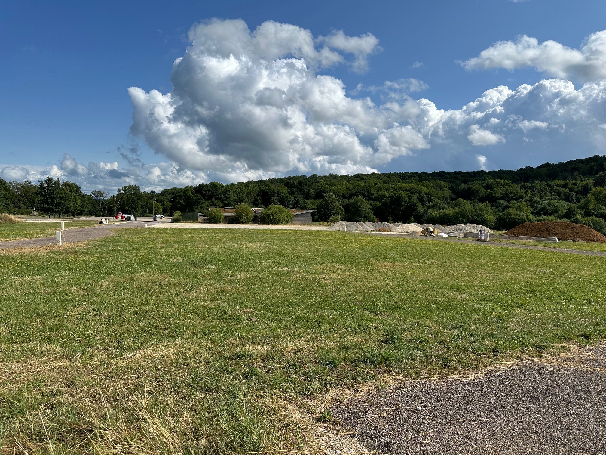 Terrain de 1 040m² à vendre à Noroy-le-Bourg (70)
