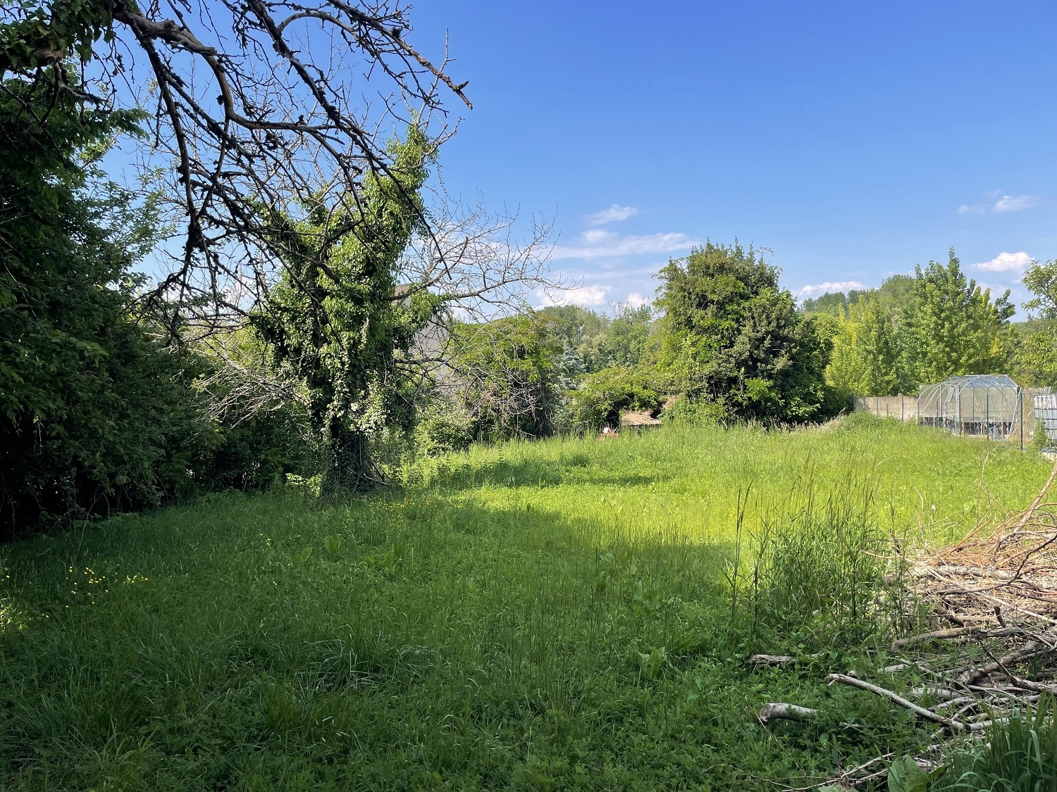 Terrain de 770m² à vendre à Villeneuve-la-Guyard (89)