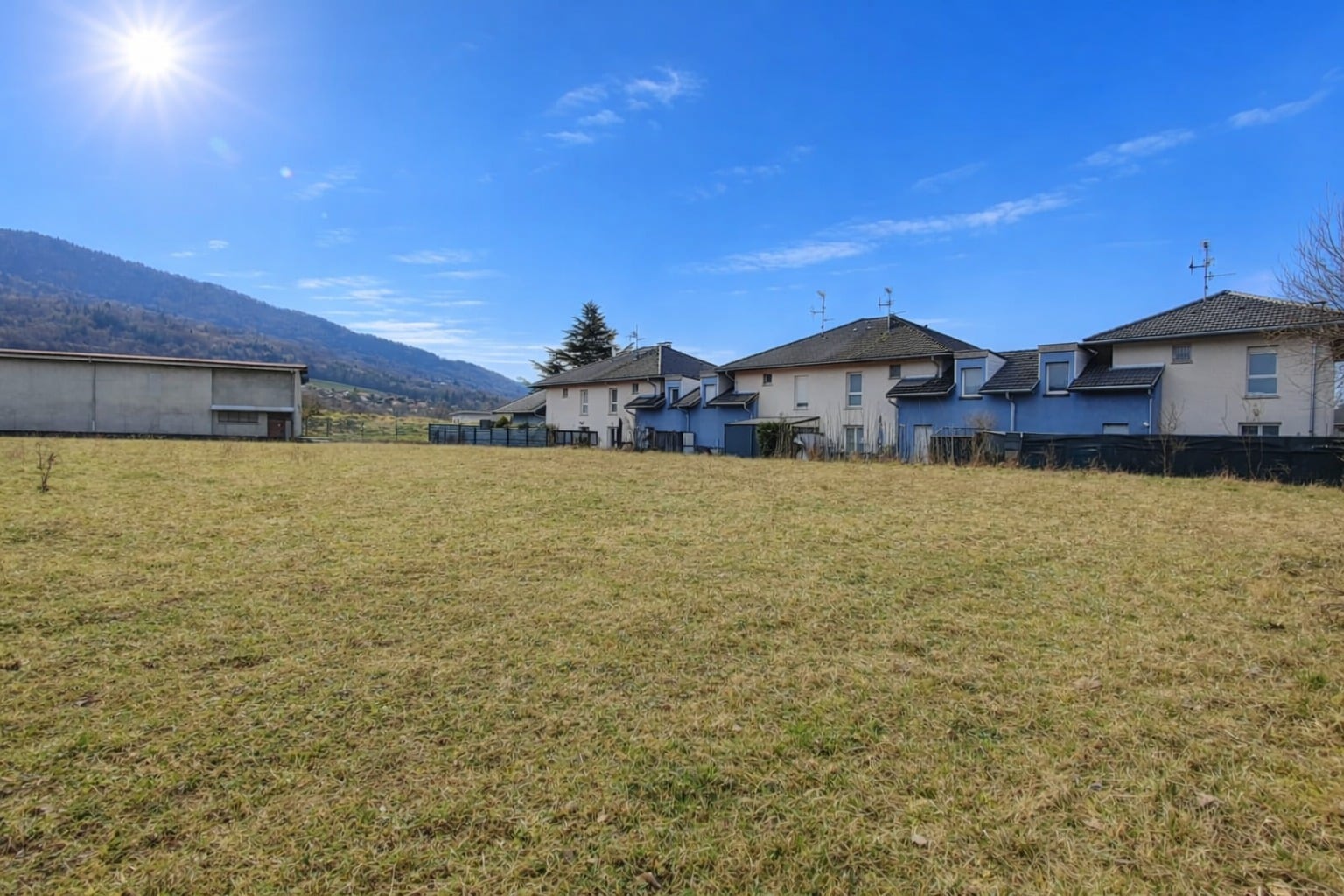 Maison + Terrain de 817 m2  à Cranves-Sales