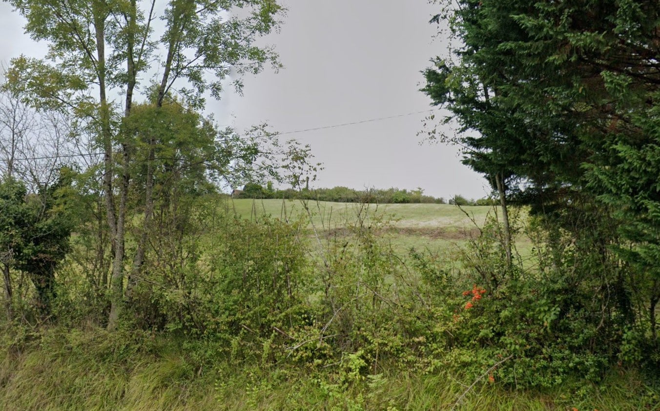Terrain de 1 910m² à vendre à Nonards (19)
