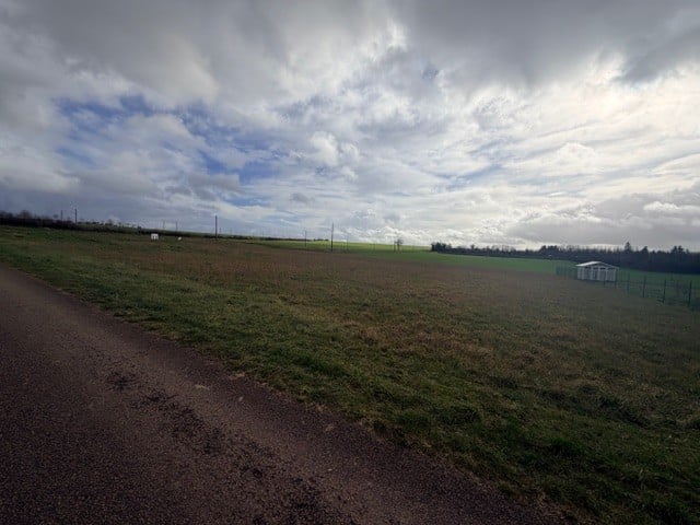 Terrain de 999m² à vendre à La Marche (58)