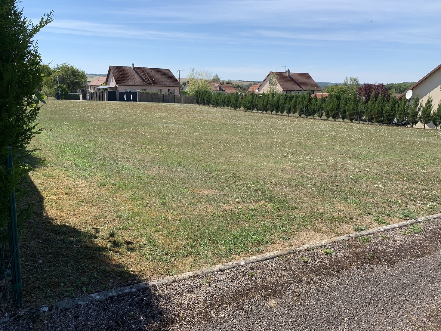 Terrain de 1 113m² à vendre à Fresne-Saint-Mamès (70)