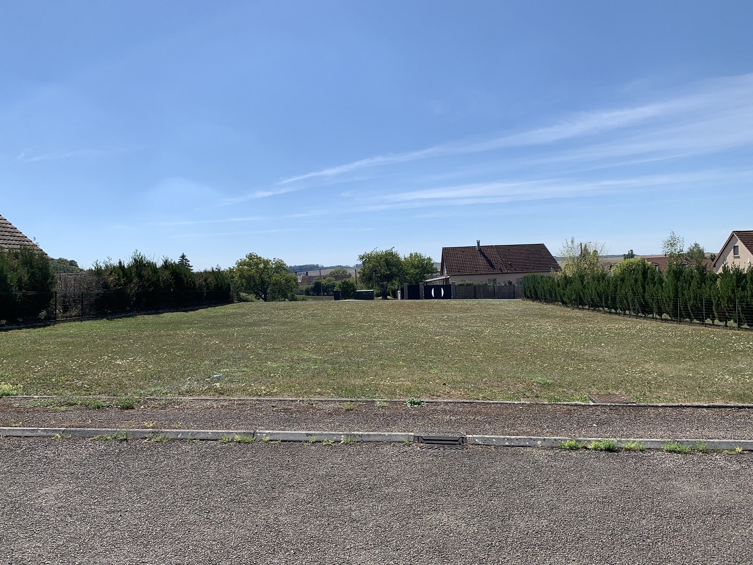 Terrain de 1 113m² à vendre à Fresne-Saint-Mamès (70)