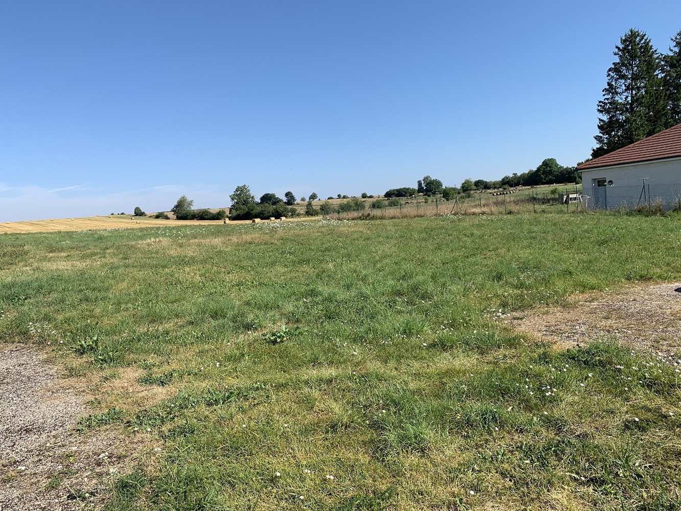 Terrain de 1 127m² à vendre à Vauconcourt-Nervezain (70)