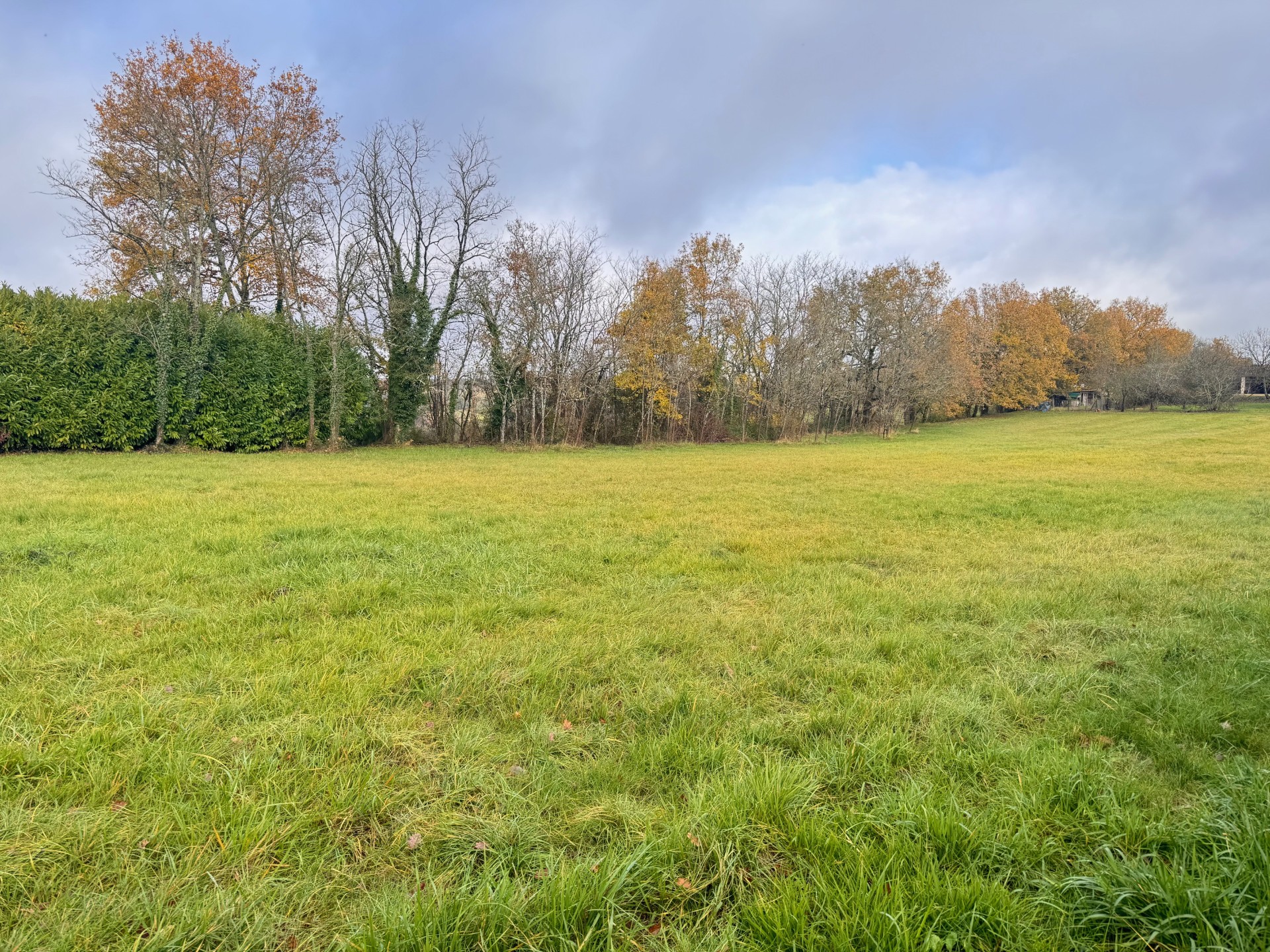 Maison + Terrain de 1 900 m2  à Montagrier