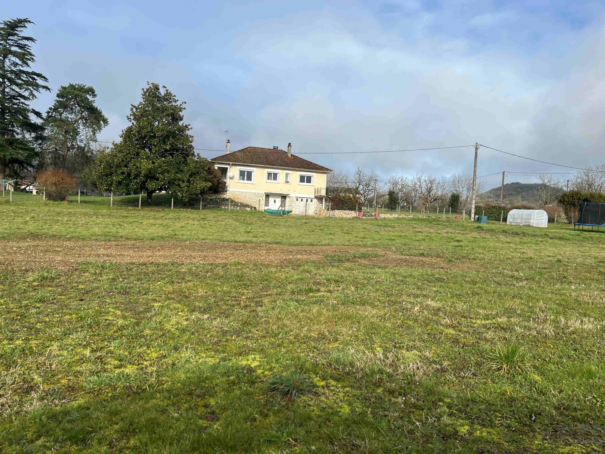 Terrain de 956m² à vendre à Pinsac (46)