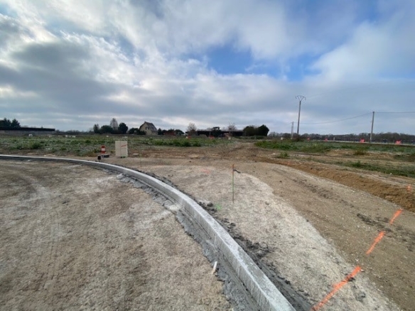 Terrain de 819m² à vendre à Sainte-Savine (10)