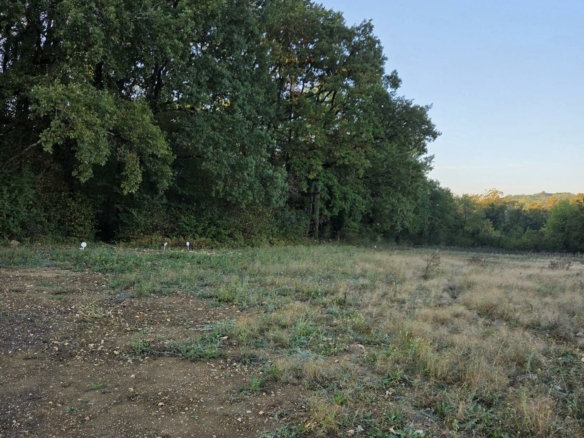 Terrain de 539m² à vendre à Tracy-le-Mont (60)