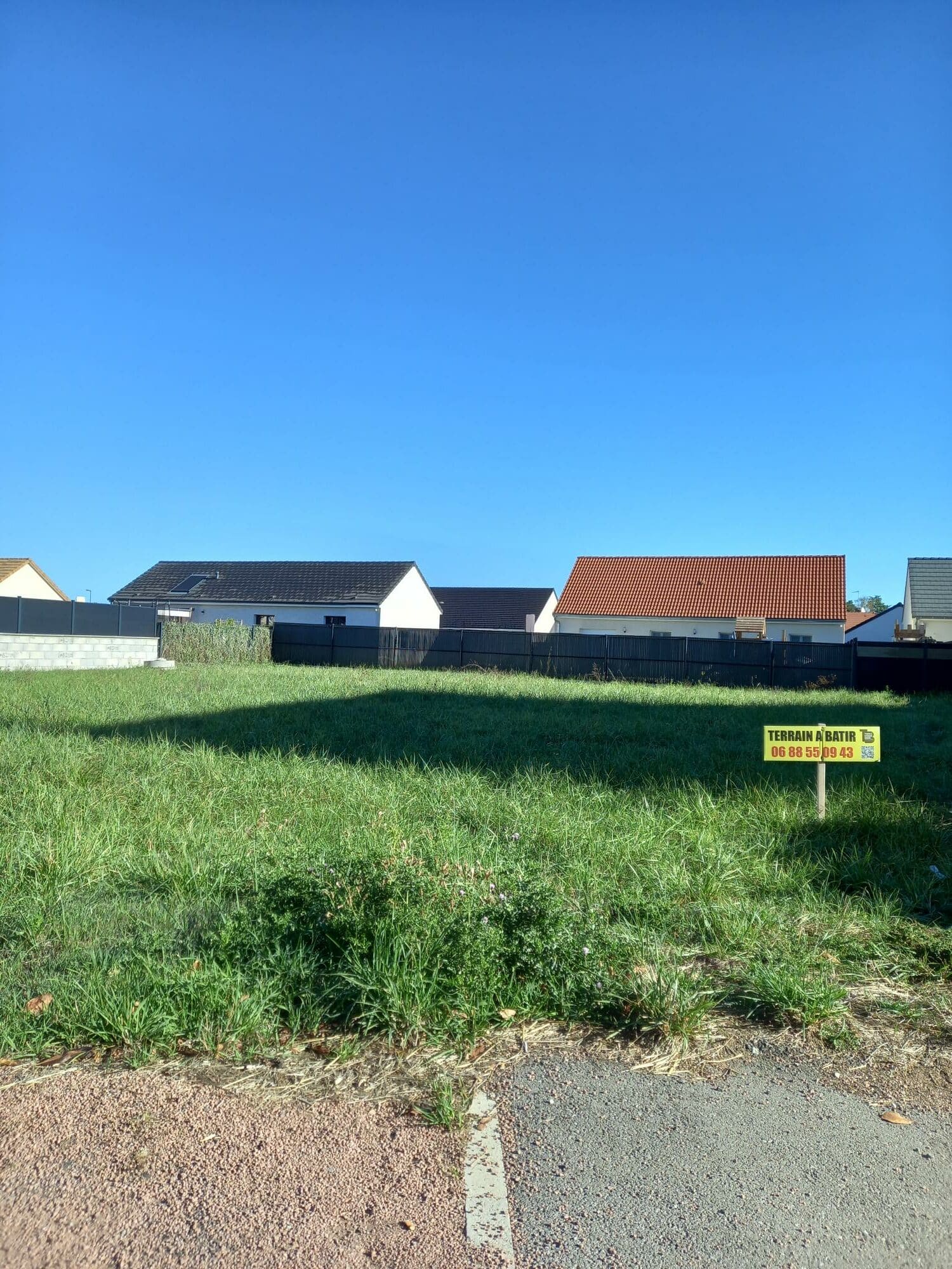 Terrain de 700m² à vendre à Saint-Marcel (71)