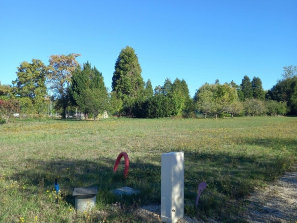 Terrain de 700m² à vendre à Saint-Marcel (71)