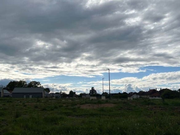 Terrain de 723m² à vendre à Saint-Pantaléon-de-Larche (19)