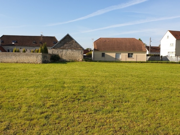 Terrain de 935m² à vendre à Anglure (51)