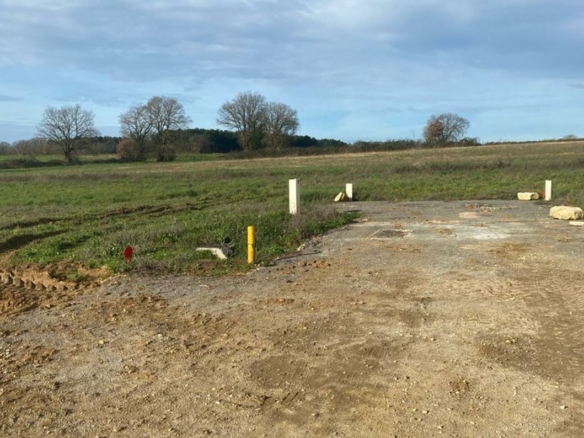 Terrain de 616m² à vendre à Jeugny (10)