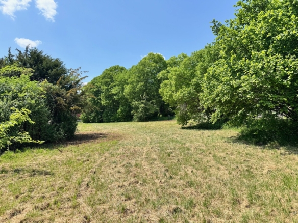 Terrain de 1 200m² à vendre à Trélissac (24)