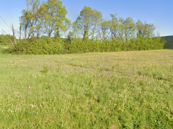Terrain de 960m² à vendre à Escamps (89)