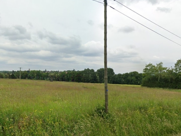 Terrain de 679m² à vendre à Chevannes (89)