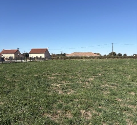 Terrain de 900m² à vendre à Palinges (71)