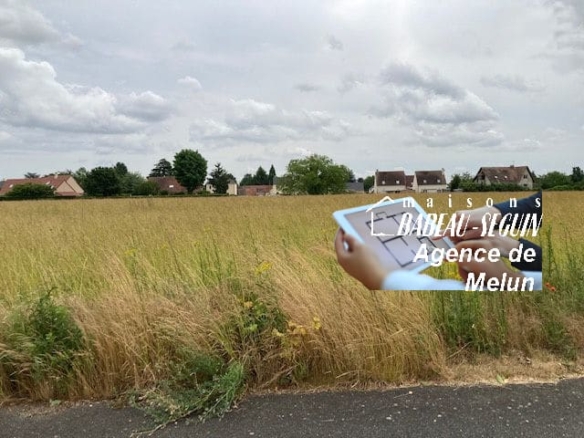Terrain de 531m² à vendre à Isle-Aumont (10)