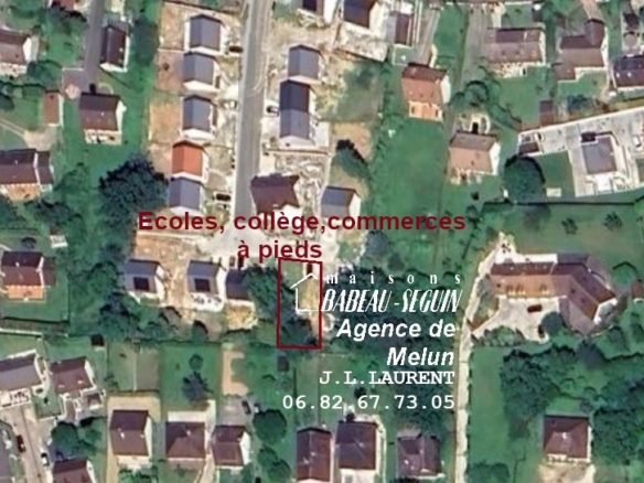 Terrain de 352m² à vendre à Vaux-le-Pénil (77)
