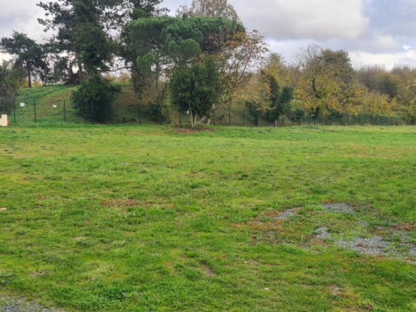 Terrain de 401m² à vendre à Bretignolles-sur-Mer (85)