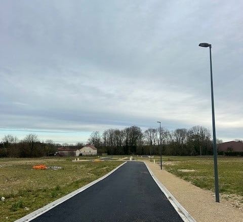 Terrain de 725m² à vendre à Luyères (10)
