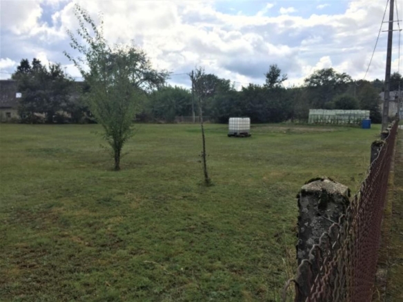 Terrain de 1 320m² à vendre à Rosiers-d’Égletons (19)