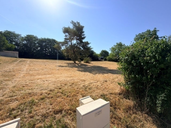 Terrain de 1 150m² à vendre à Coulanges-lès-Nevers (58)