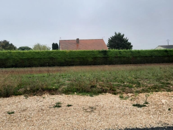 Terrain de 832m² à vendre à Ménétréols-sous-Vatan (36)