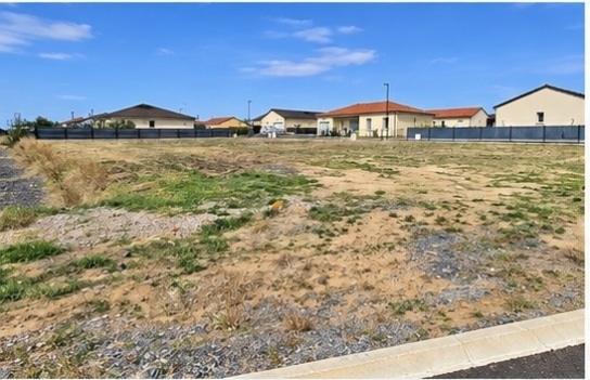 Terrain de 600m² à vendre à Avermes (03)