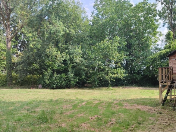 Terrain de 1 200m² à vendre à Laines-aux-Bois (10)