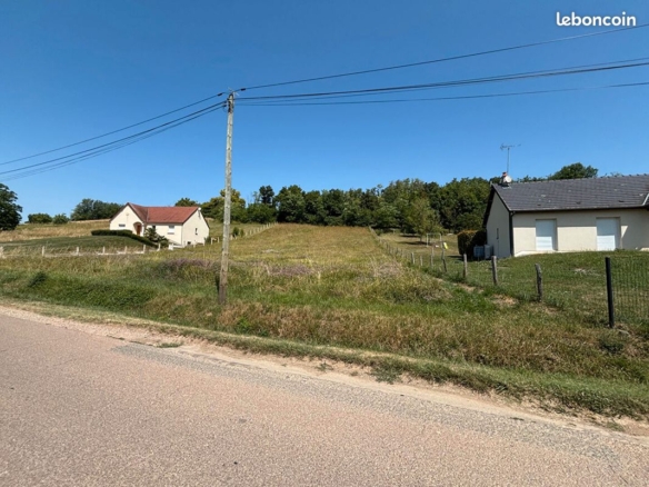 Terrain de 2 890m² à vendre à Germigny-sur-Loire (58)