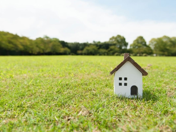 Terrain de 580m² à vendre à Saint-Julien-sur-Veyle (01)