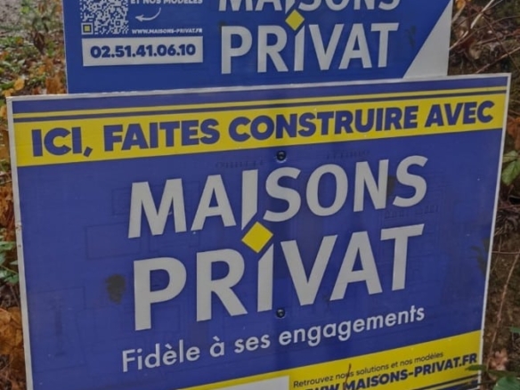 Terrain de 442m² à vendre à Nesmy (85)